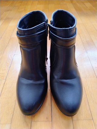Botines tacón 6cm negros talla 40