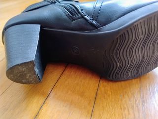 Botines tacón 6cm negros talla 40