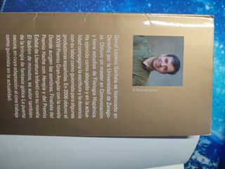 DESCONOCIDOS: Premio EDEBÉ de Literatura Juveni...