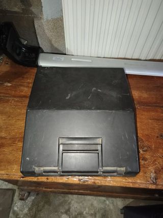 Máquina de escribir Olivetti Lettera 10