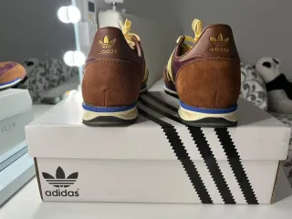 Adidas Bambas Marrones y Moradas