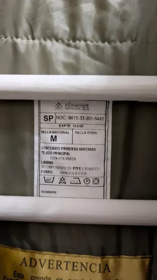 Chaqueta militar camuflaje