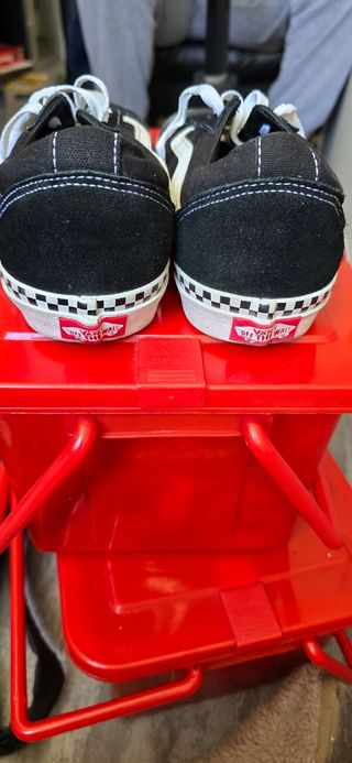 Zapatillas Vans Old Skool Negras y Blancas