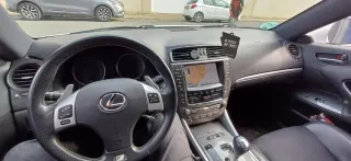 Lexus IS 2012