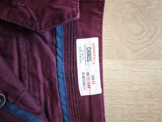 Pantalón hombre morado