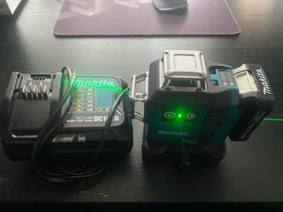 Nivel Láser Makita SK700GD