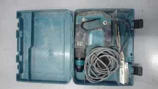 Martillo Mini-Demoledor Makita HK1820