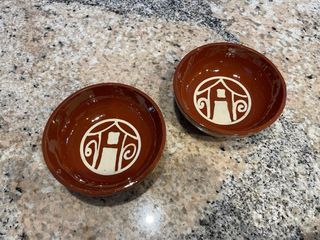 2 Platillos de Barro con Diseño