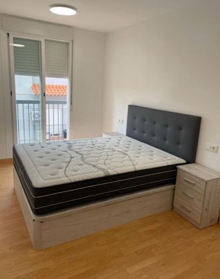 CANAPES Y COLCHONES !! NUEVOS !!