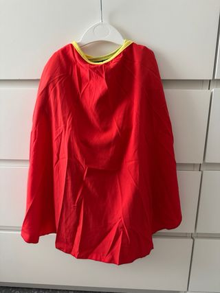 Disfraz Superhéroe 18-24 meses NUEVO con etiqueta