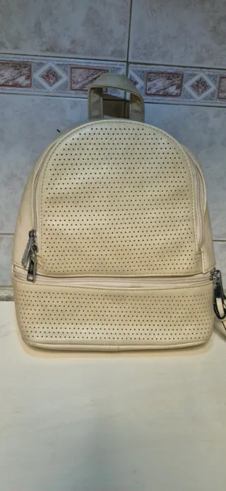 Zainetto donna beige traforato