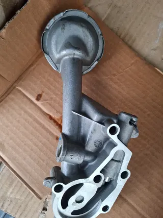 Renault 18 Cuerpo Bomba Aceite