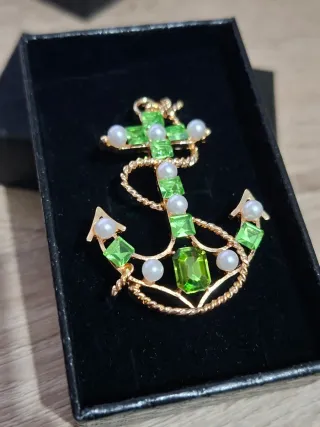 Broche Ancla Esperanza de Triana