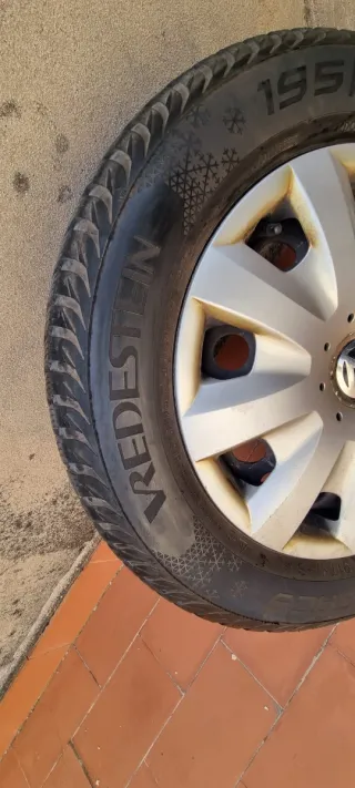 4 ruedas con neumaticos de Volkswagen Golf Nuevas