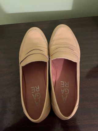 Mocasines Beige Cuero