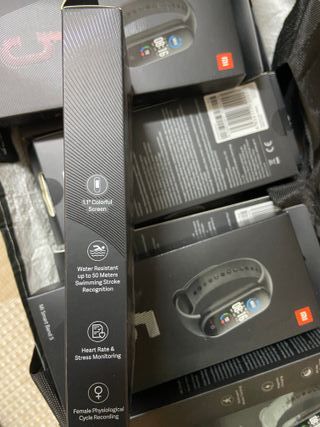 Pack 88 relojes Xiaomi Mi smart Band 5 precintados