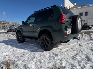 Toyota Land Cruiser 2004