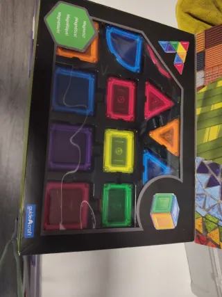 PowerClix Solids 24 Piezas Construcción Magnética