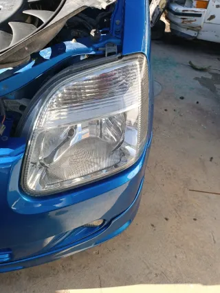 Suzuki WagonR Parachoques Delantero Faros 2002