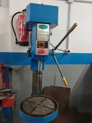 Taladro de columna Zudam 22 monofásico