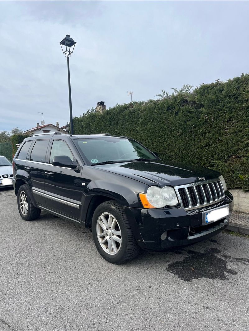 Jeep Grand Cherokee - foto 1