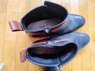Botines Clarks UK 6D/EU39-40 Negro y Marrón