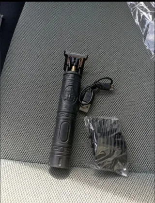 Cortapelos VGR Hoja T y Recortador Negro