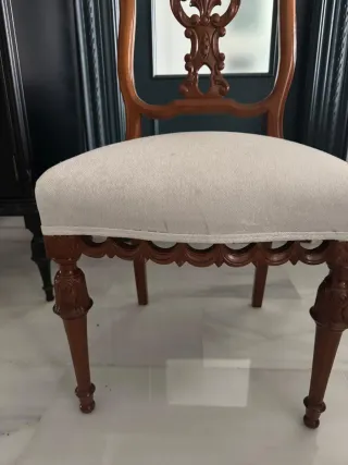 Mesa clásica y 6 sillas