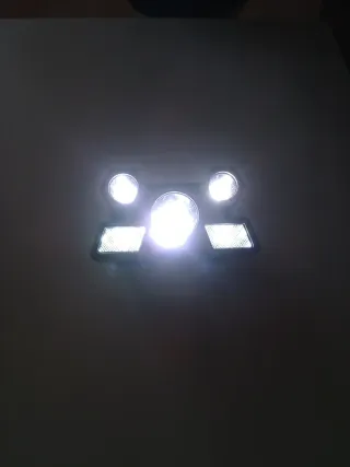 Linterna Frontal Táctica USB Recargable