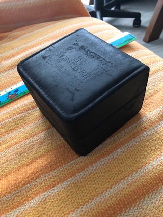 2 Cajas Massimo Dutti y Manuel Spinosa