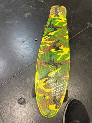 Skate de plástico camuflaje