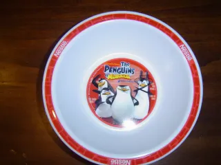 Set 9 pezzi Ciotola tazza piattino Nestlè I pingui