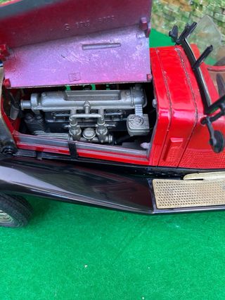 Mercedes-Benz SSK – Escala 1:18 – Bburago