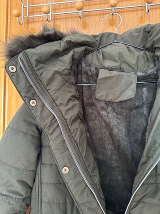 Abrigo verde oscuro largo