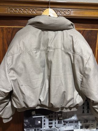 Cazadora bomber Pull&Bear beige ed. limitada