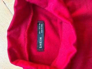 Vestido rojo de manga larga