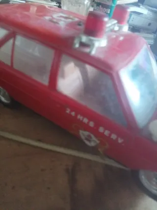 Juguete antiguo, Coche Rico JEFE bomberos