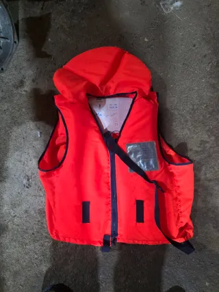 Chalecos salvavidas naranja