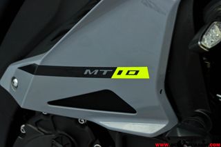 YAMAHA MT-10