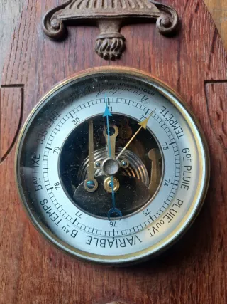 Antigua Estación Meteorológica  Precisión Francesa