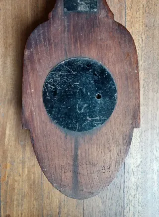 Antigua Estación Meteorológica  Precisión Francesa