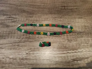 Pack collar y anillo cuentas flores niña