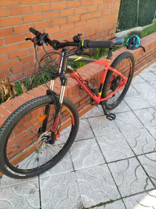 Bicicleta Rockrider ST 900
