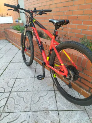 Bicicleta Rockrider ST 900