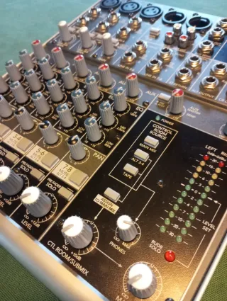 Mixer Mackie 802-VLZ3