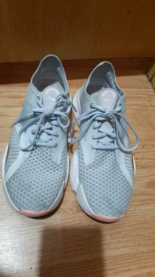 Zapatillas Nike SuperRep Gris y Rosa