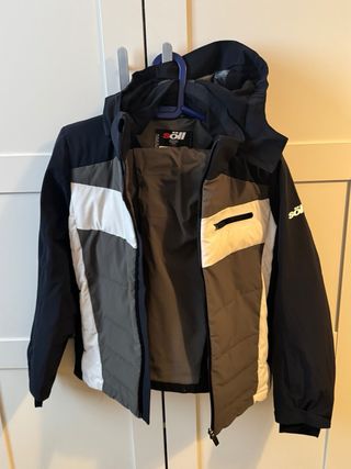 Traje de esquí infantil Soll. Talla 12.