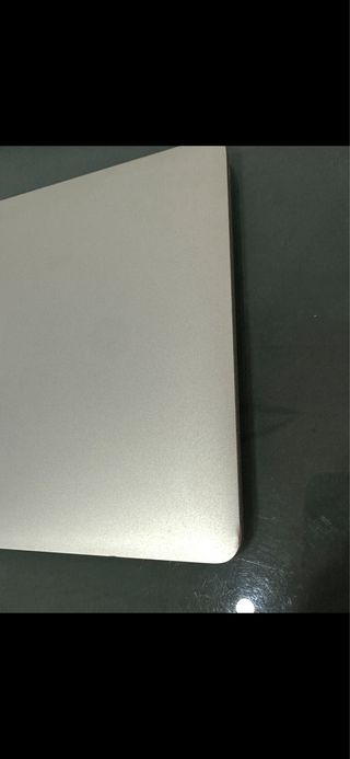 MacBook Pro 13 M1 8GB 250GB Argento poco uso