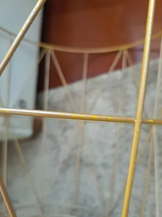 Tavolo Ausiliare / Cesto in Legno e Metallo