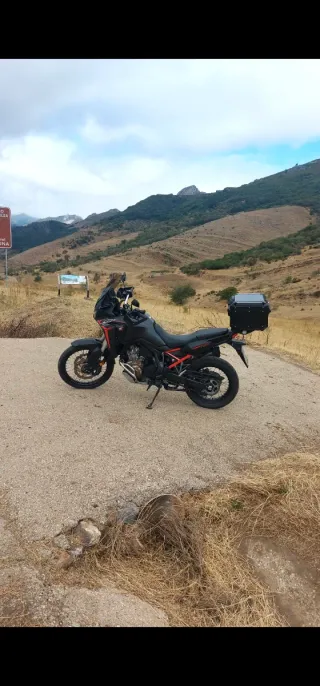 Honda Africa Twin CRF1100 DCT Impecable